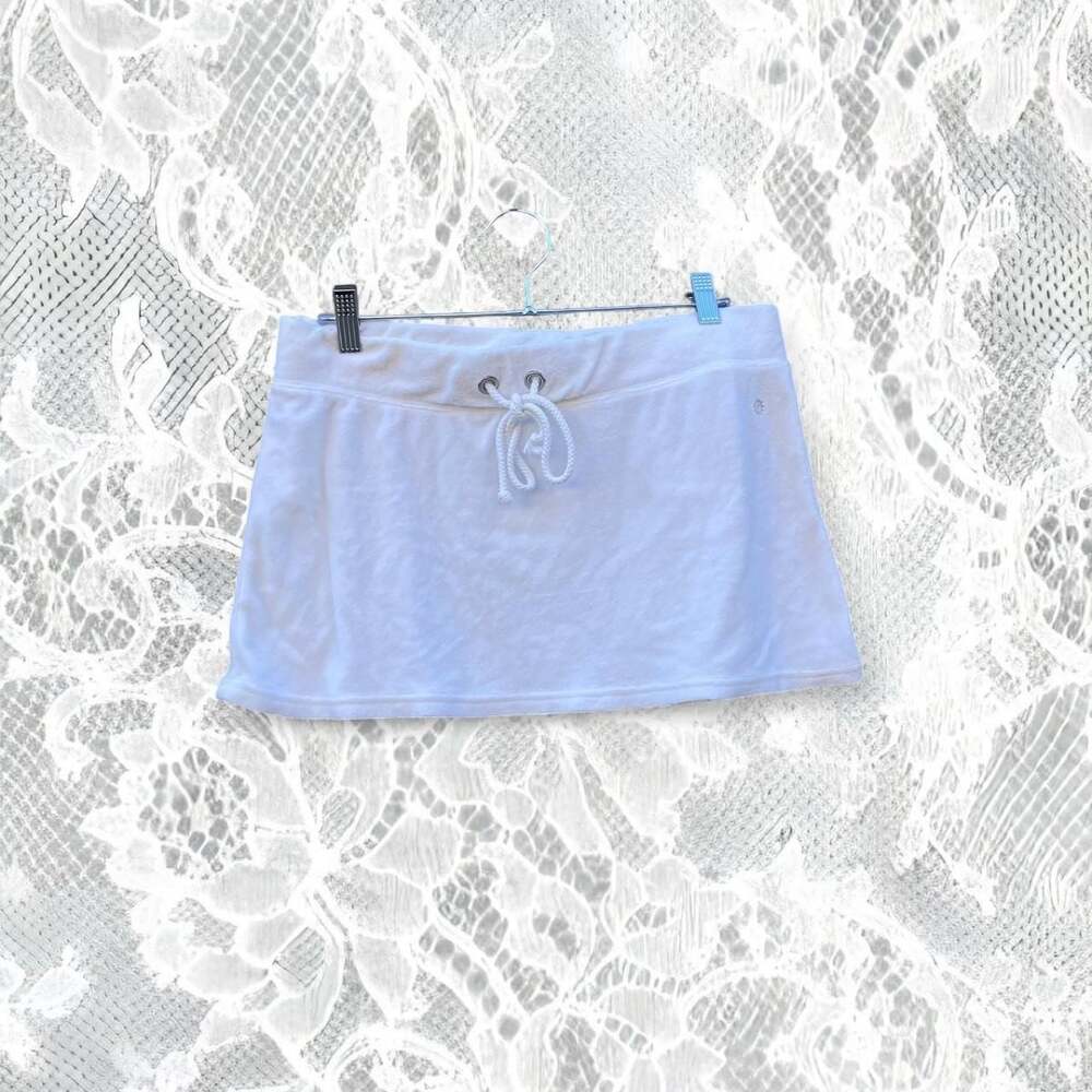 Kirra Sunshine Y2K Terry Cloth Mini Skirt White